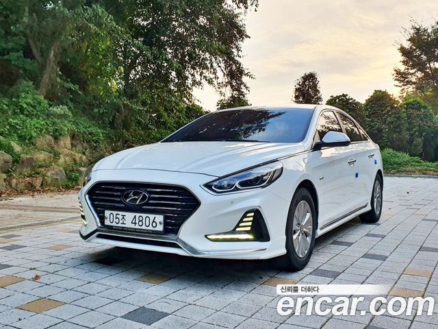 Hyundai Sonata — exterior