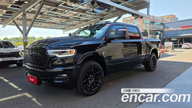 Dodge Ram Pickup — exterior