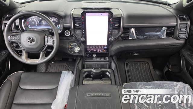 Dodge Ram Pickup — interior
