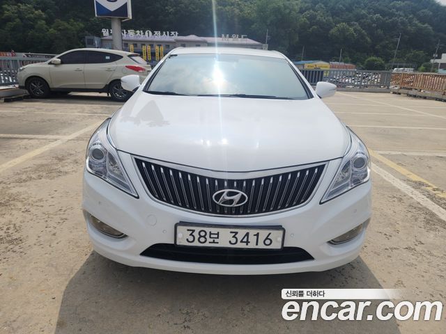 Hyundai Grandeur — exterior