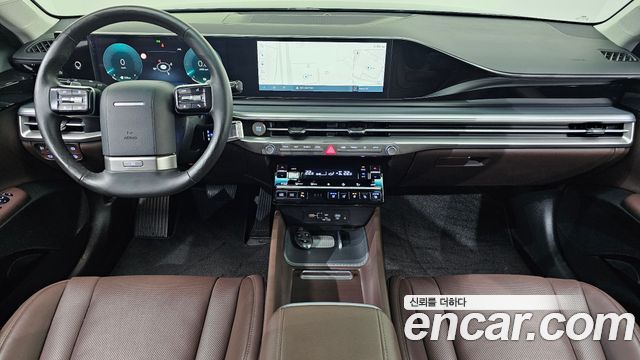Hyundai Grandeur — interior