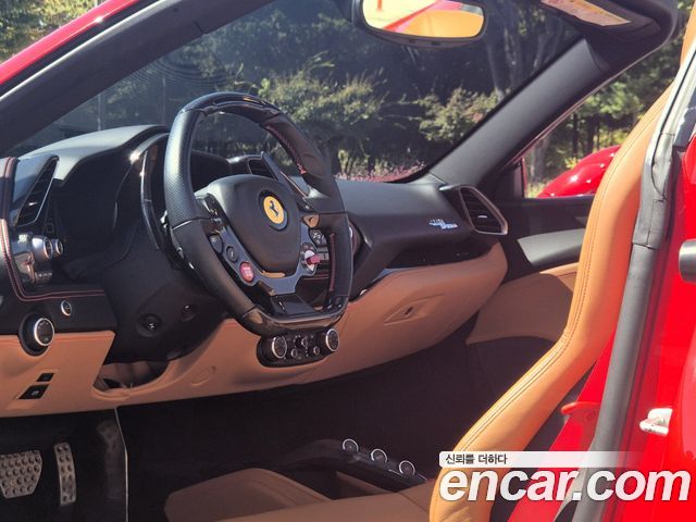 Ferrari 488 — interior
