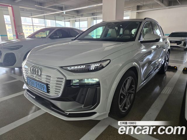Audi Q6 e-tron