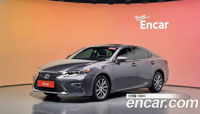 Lexus ES