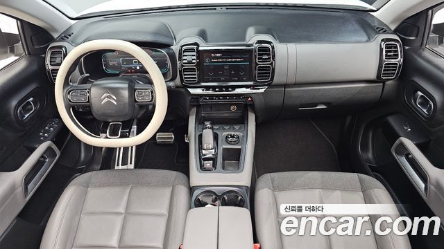 Citroën / DS C5 Aircross — interior