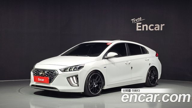 Hyundai Ioniq