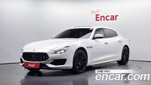 Maserati Quattroporte