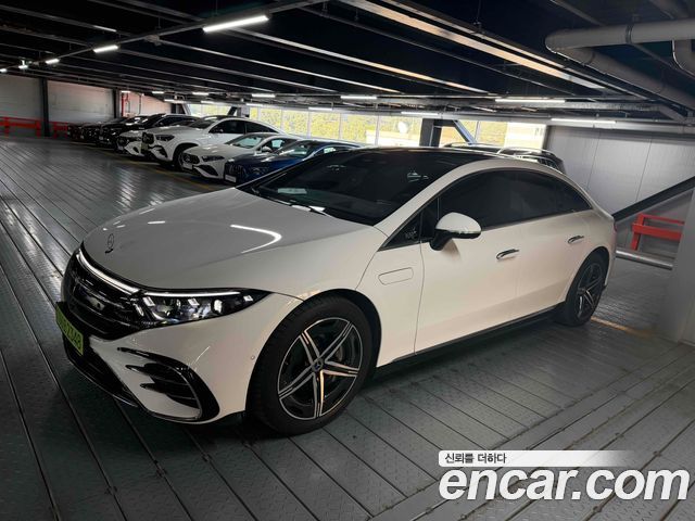 Mercedes-Benz EQS