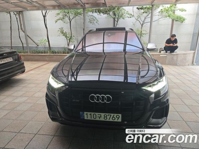 Audi SQ8