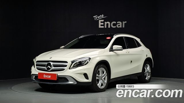 Mercedes-Benz GLA-Class