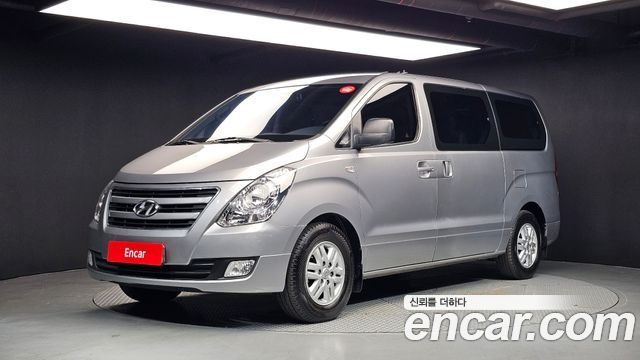 Hyundai Starex