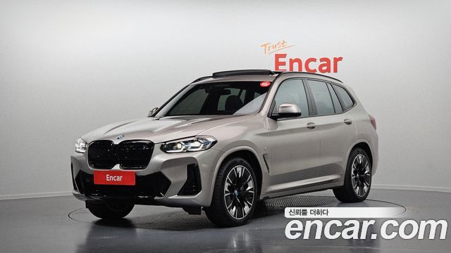 BMW iX3