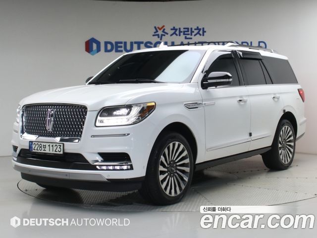Lincoln Navigator