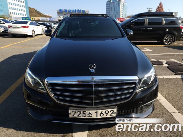 Mercedes-Benz E-Class — exterior