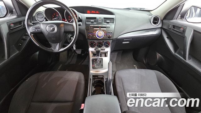 Mazda 마쯔다 3 — interior