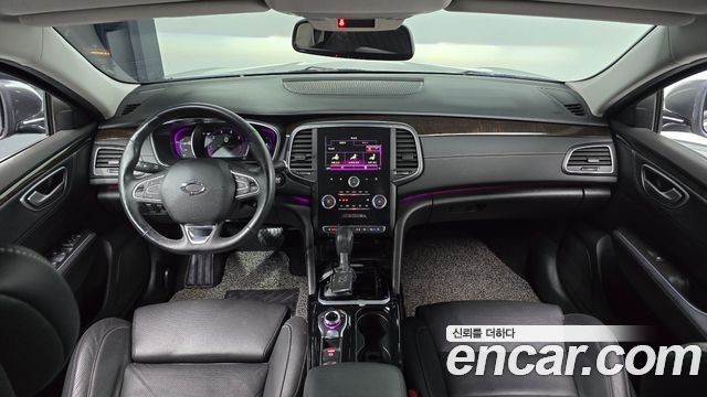Renault Korea SM6 — interior