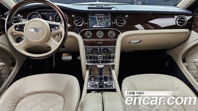 Bentley Mulsanne — interior