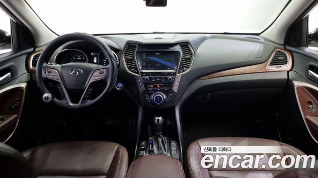 Hyundai Maxcruz — interior