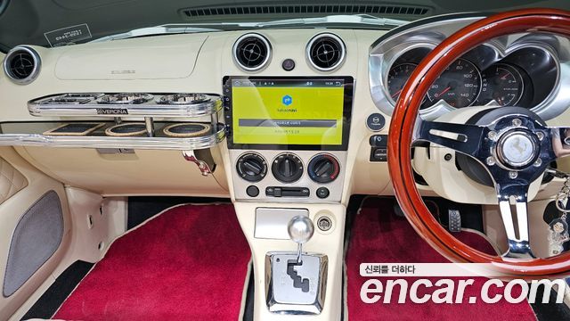 Daihatsu Copen — interior