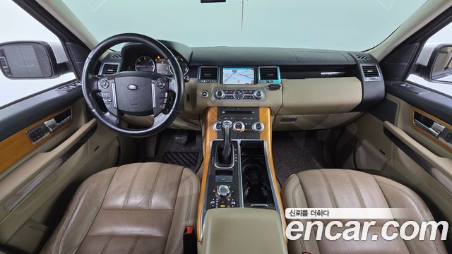 Land Rover Range Rover Sport — interior