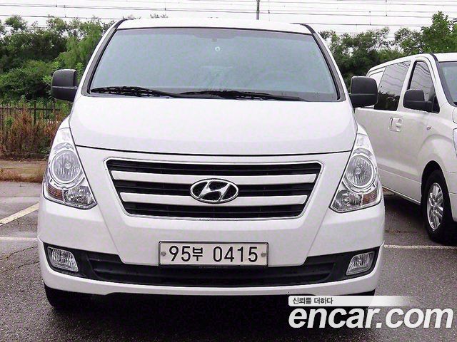 Hyundai Starex