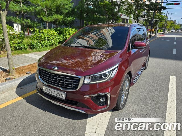 Kia Carnival — exterior
