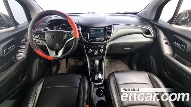 Chevrolet Korea Trax — interior