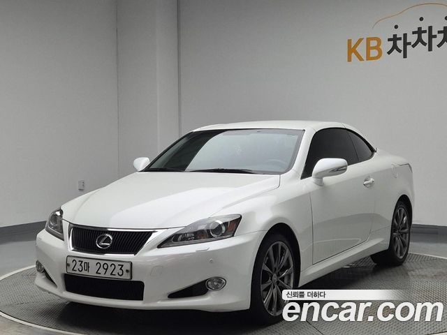Lexus IS — exterior