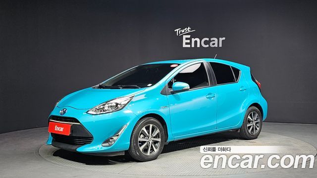 Toyota Prius — exterior