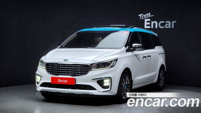 Kia Carnival — exterior