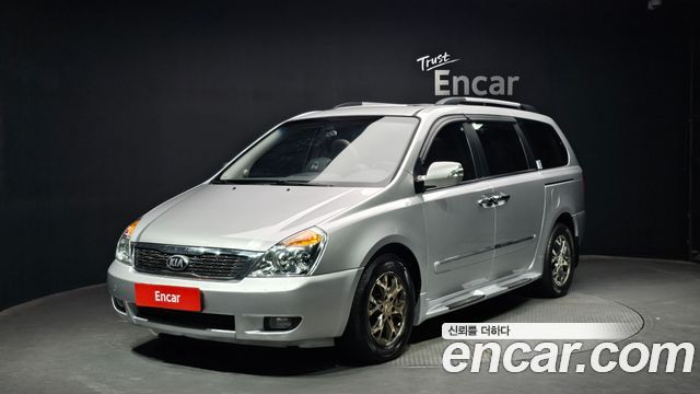 Kia Carnival — exterior