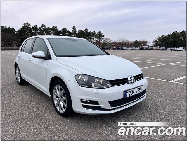 Volkswagen Golf — exterior
