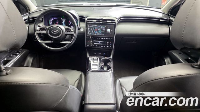 Hyundai Tucson — interior