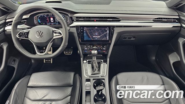 Volkswagen Arteon — interior