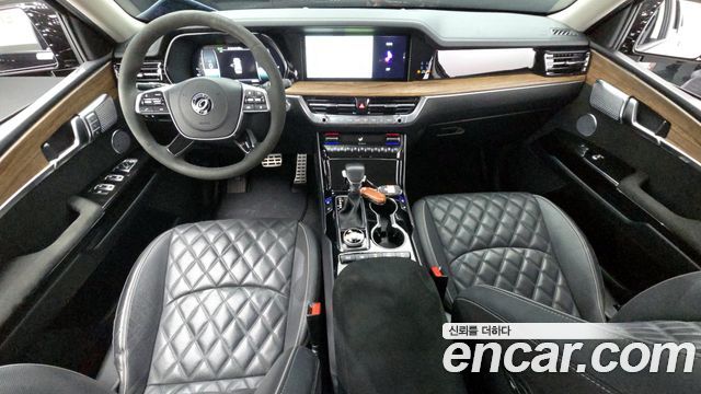 Kia Mohave — interior