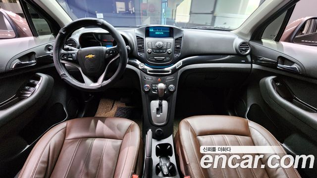 Chevrolet Korea Orlando — interior