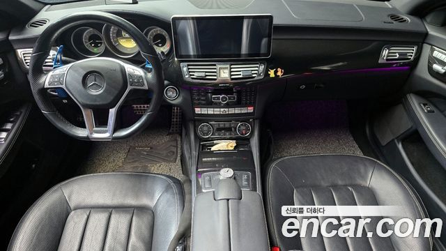 Mercedes-Benz CLS-Class — interior