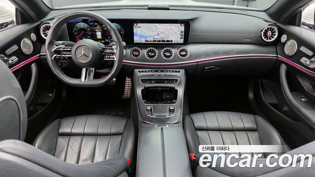 Mercedes-Benz E-Class — interior