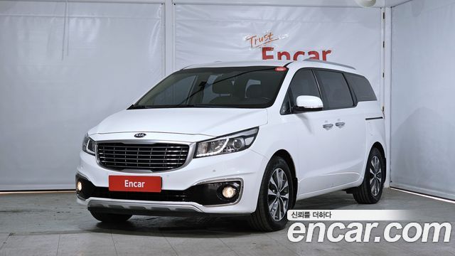 Kia Carnival — exterior