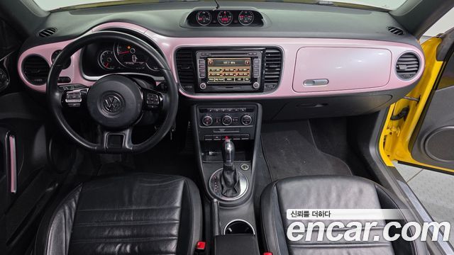 Volkswagen Beetle — interior
