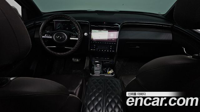 Hyundai Tucson — interior
