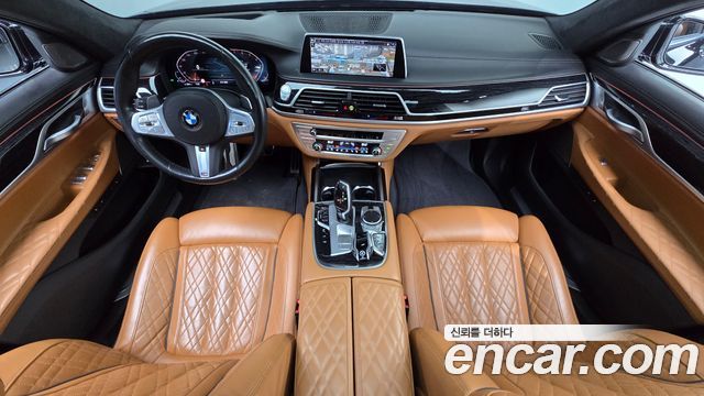 BMW 7 Series — interior