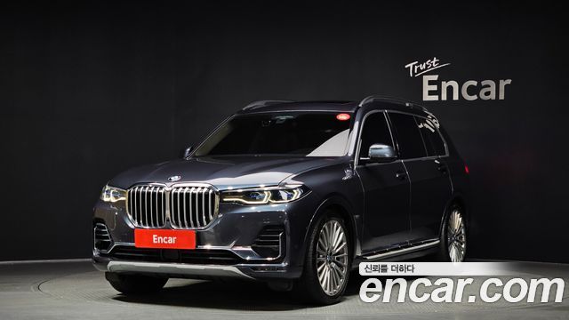 BMW X7 — exterior