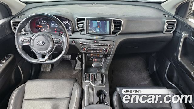 Kia Sportage — interior