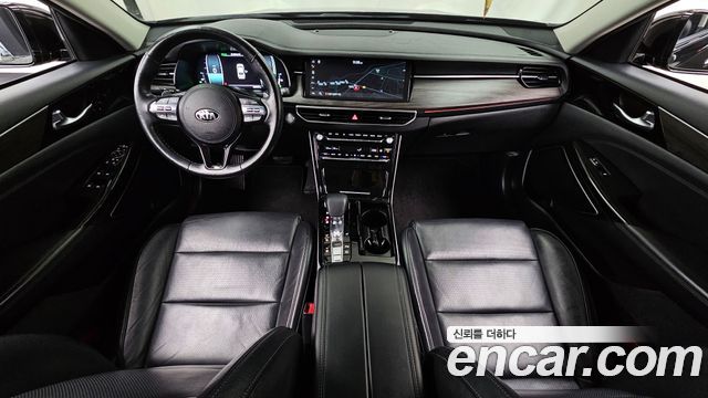 Kia K7 — interior