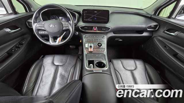 Hyundai Santa Fe — interior