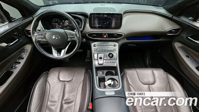 Hyundai Santa Fe — interior
