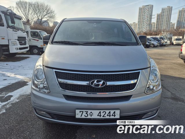 Hyundai Starex — exterior