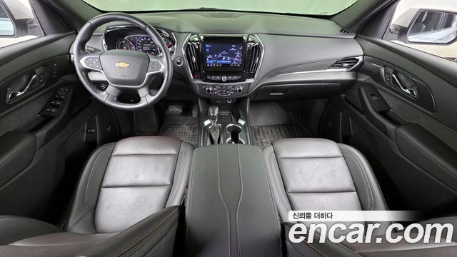 Chevrolet Korea Traverse — interior