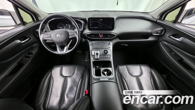 Hyundai Santa Fe — interior